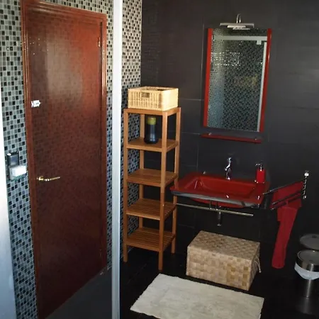 Villa Haven: Spacious 8-bedroom Retreat With Jacuzzi And Dual Kitchens Les Tres Cales