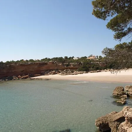 Haven: Spacious 8-bedroom Retreat With Jacuzzi And Dual Kitchens Les Tres Cales